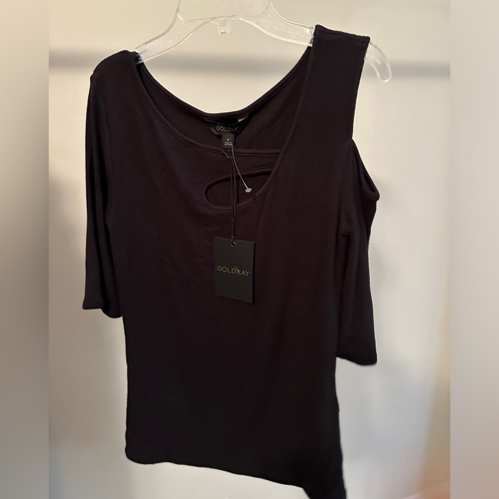 COPY - GoldRay Black Top. Size Medium. NWT.